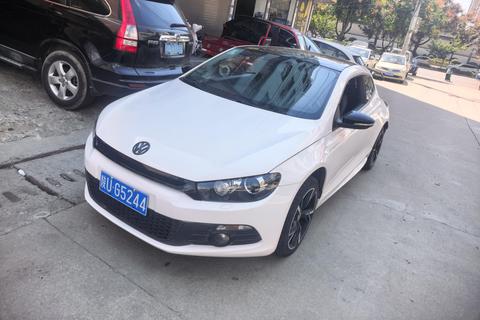 Volkswagen 2011 2.0TSI R-Line