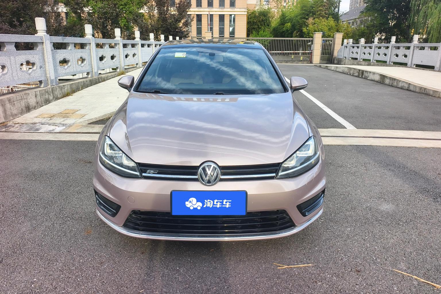 Volkswagen Golf 2015 1.4TSI AT R-Line