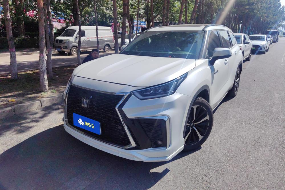 Toyota Crown Kluger