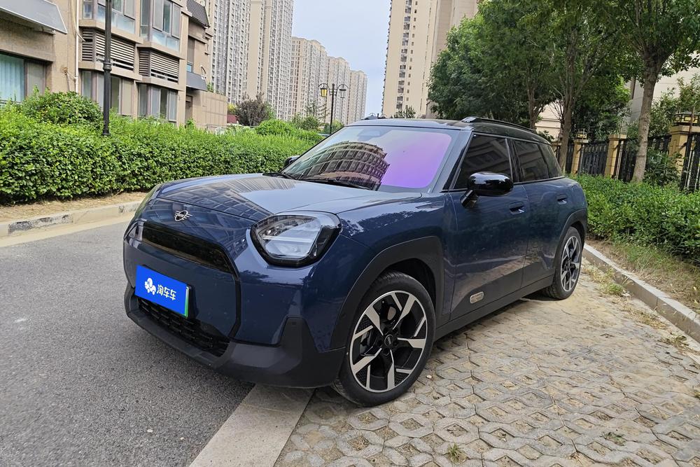 MINI Aceman Electric
