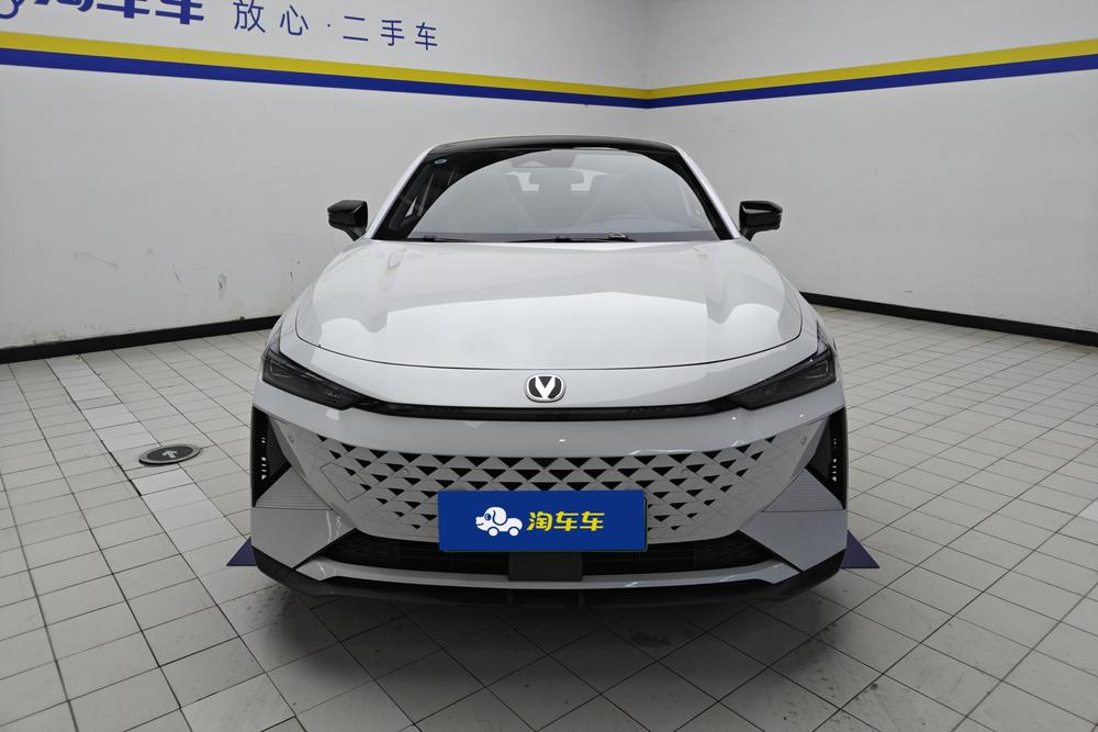 Changan UNI-V iDD, фото 2