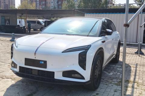 Hongqi Tiangong 08
