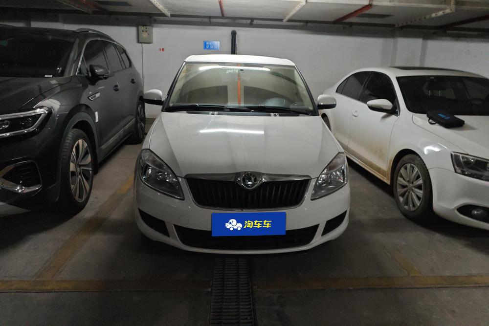 Skoda Fabia, фото 2