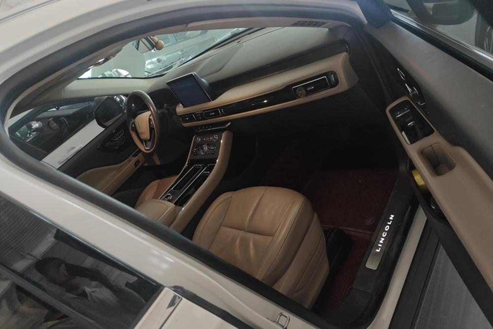 Lincoln Aviator (Import), фото 4