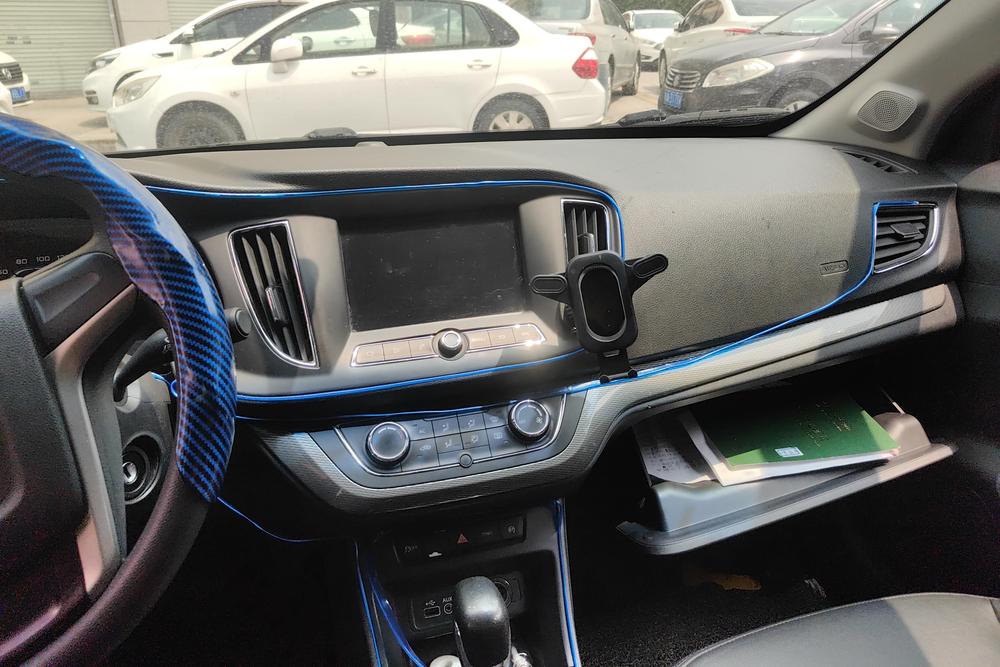 Roewe 360, фото 10