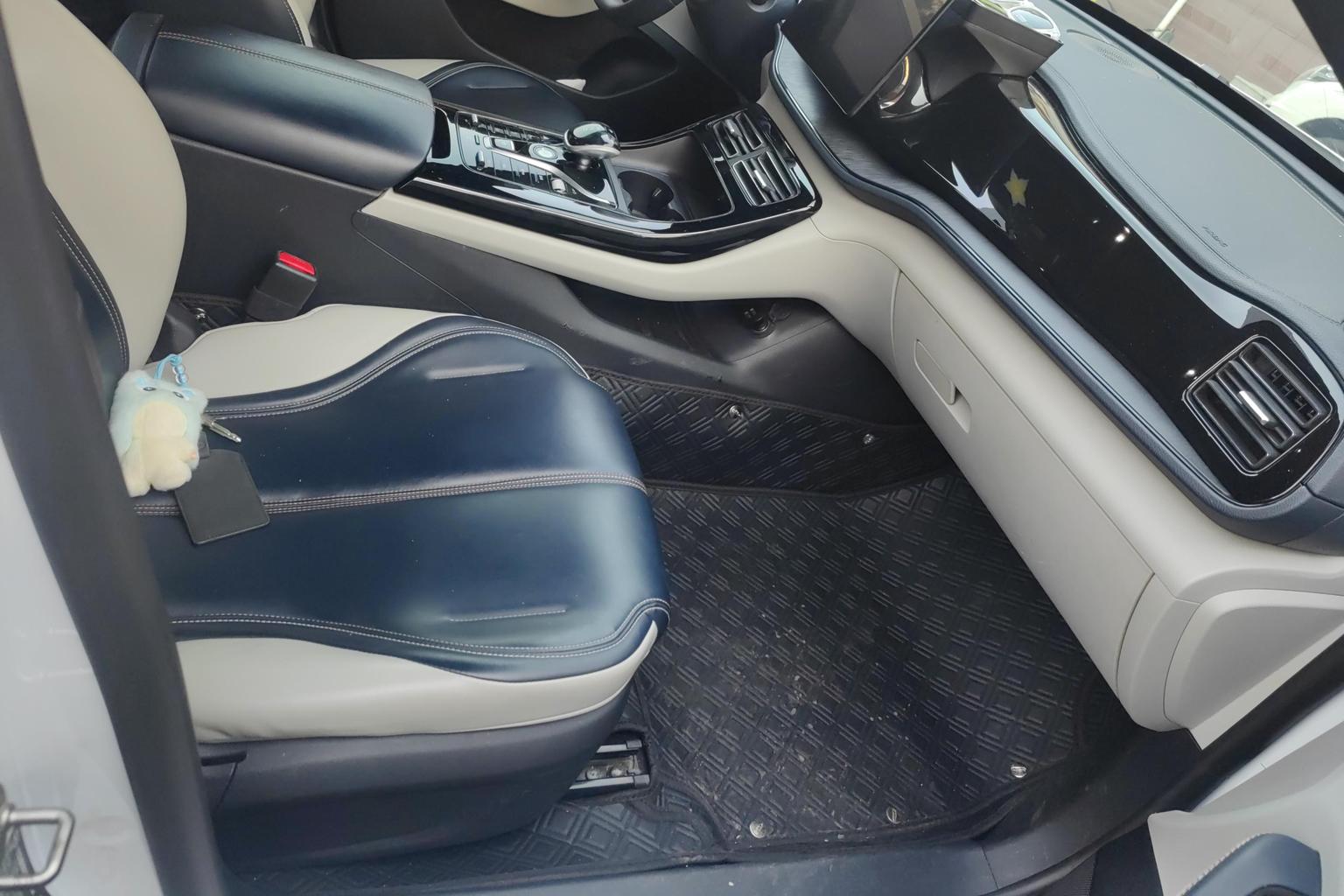 BYD Qin Plus DM 2021 DM-i 55KM Премиум