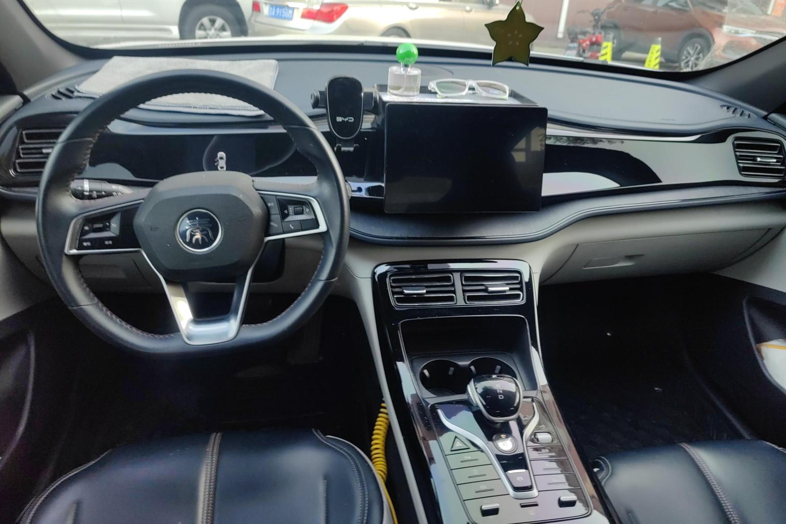 BYD Qin Plus DM 2021 DM-i 55KM Премиум