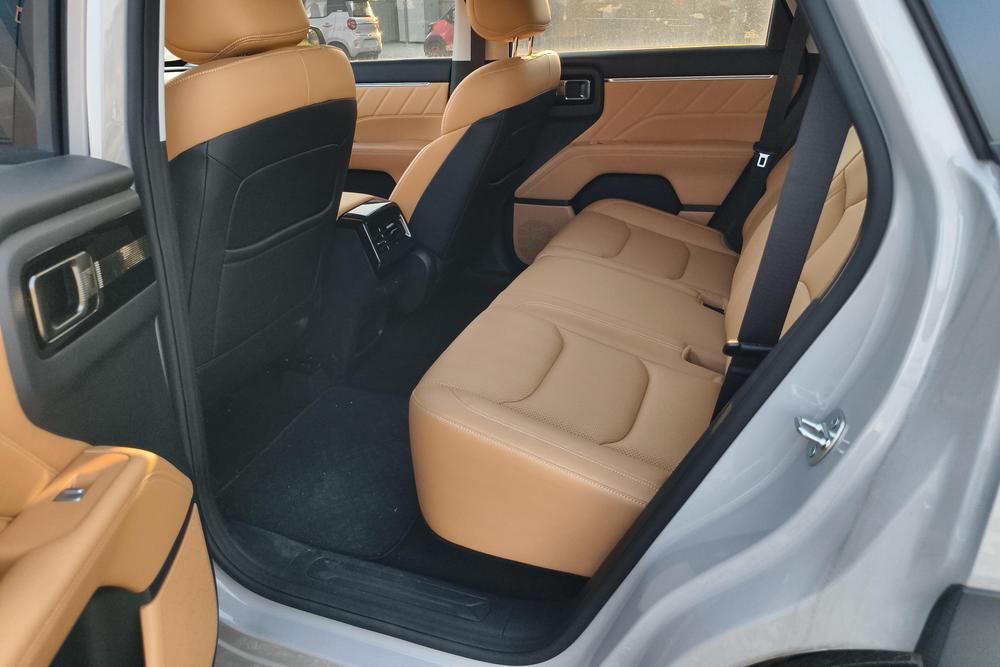 Wuling Starlight 560 PHEV, фото 16