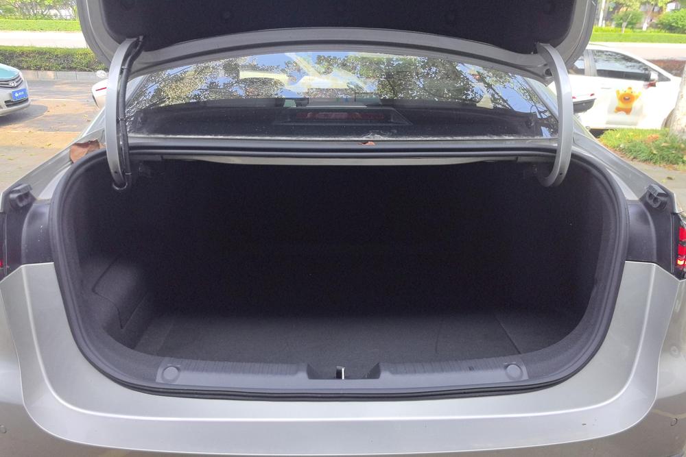 Geely Galaxy Starshine 6, фото 17