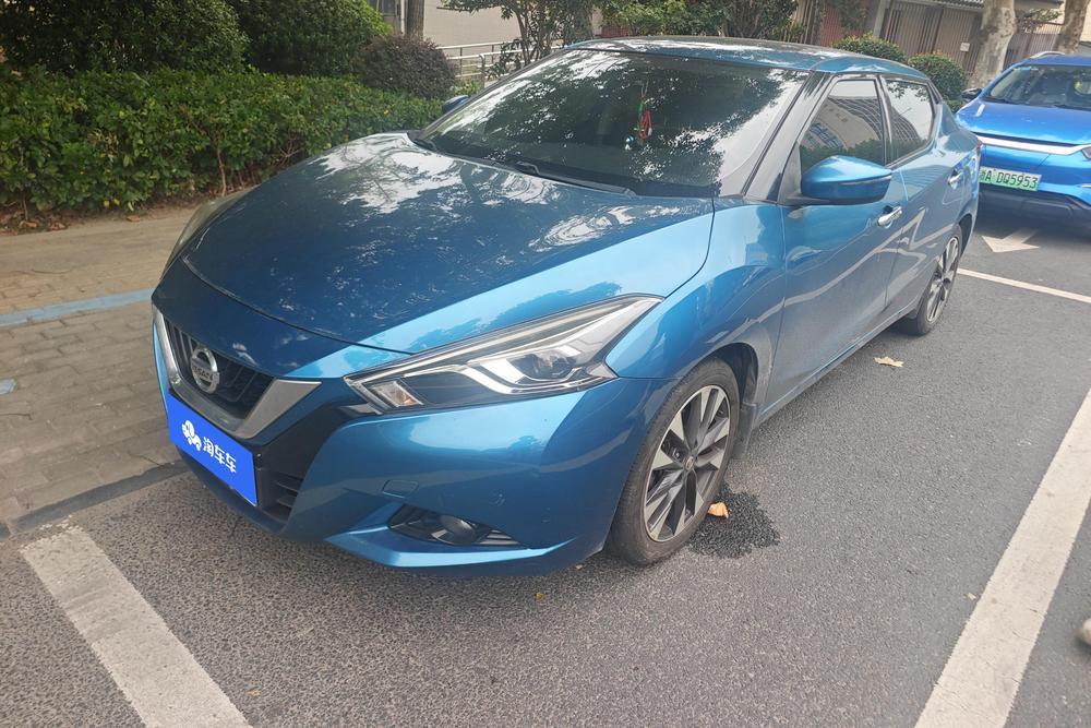 Nissan Lannia