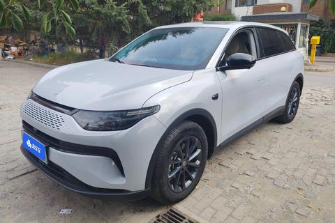 Leapmotor C11
