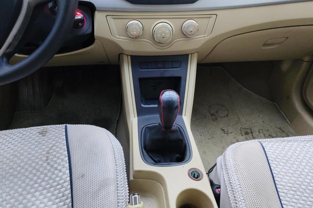 Roewe 350, фото 13