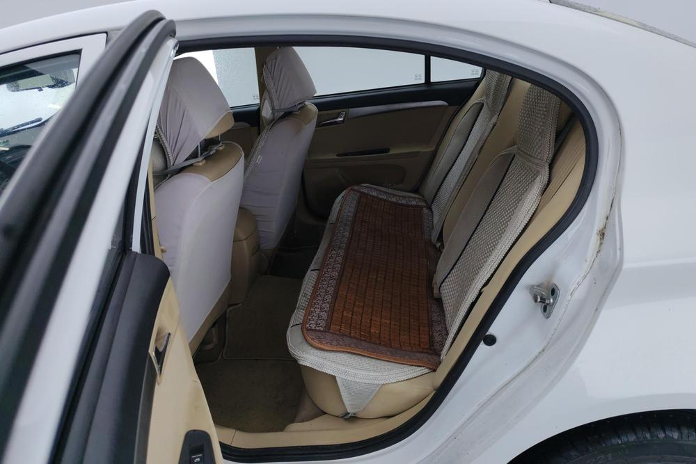 Roewe 350, фото 16