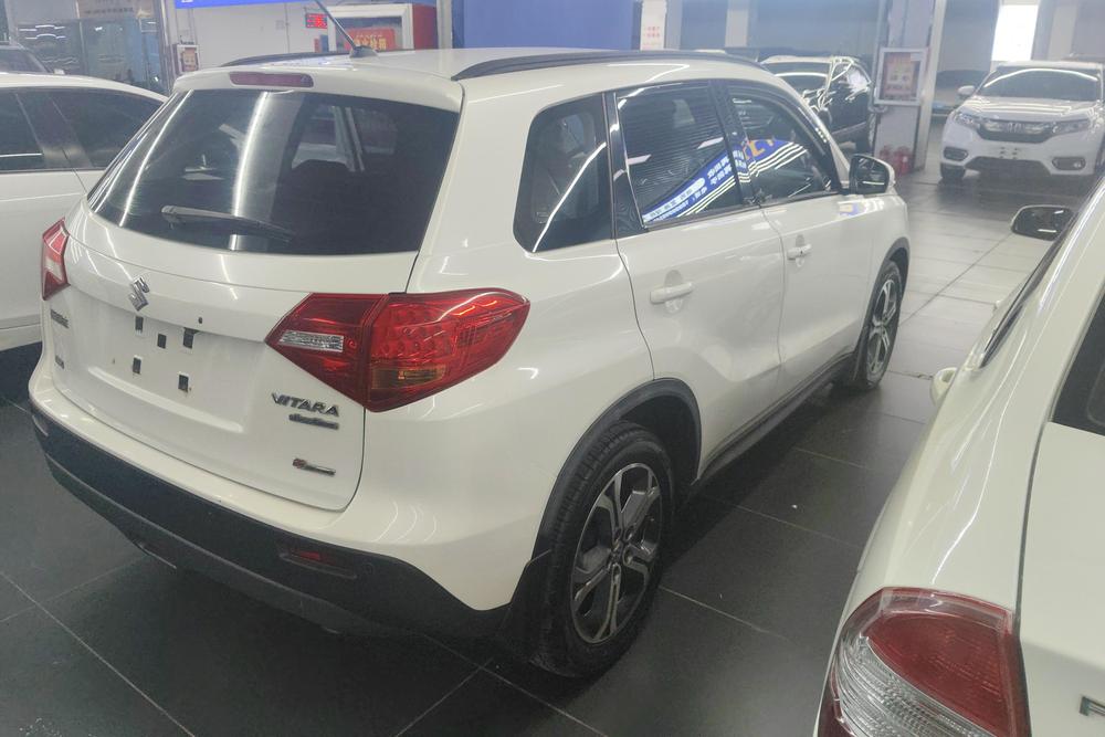 Suzuki Vitara, фото 12