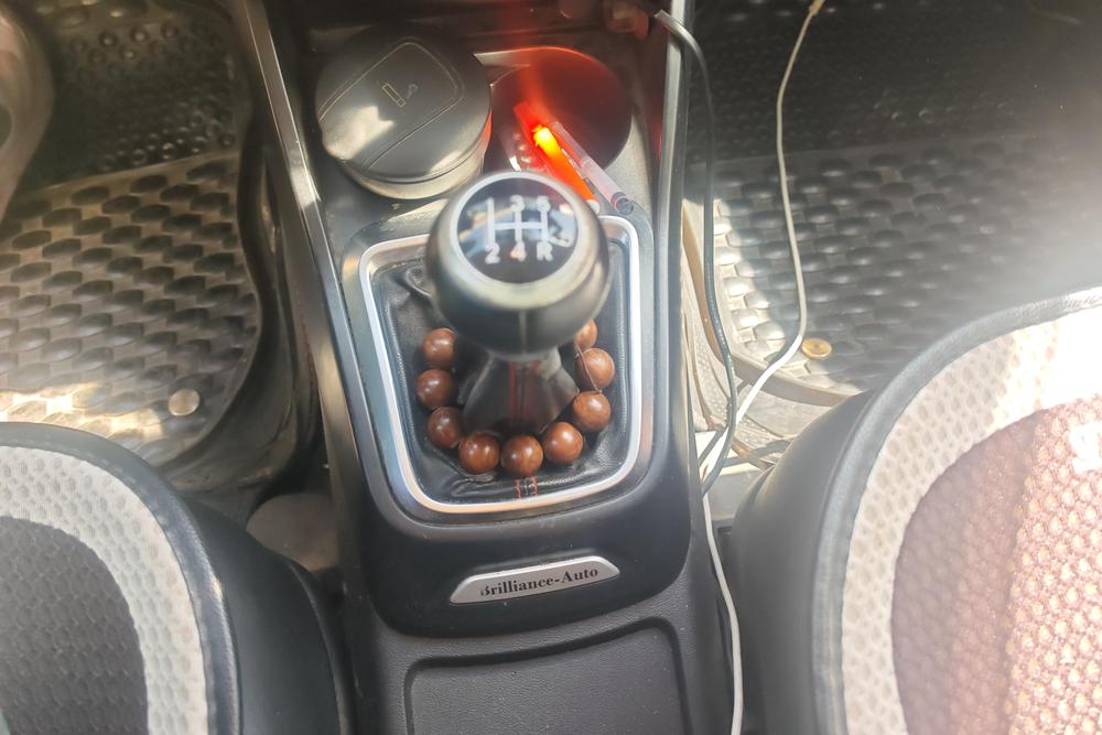 Brilliance V3, фото 16