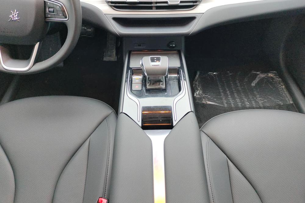 Hongqi E-QM5, фото 11