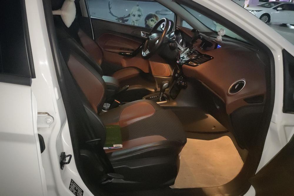 Ford Fiesta, фото 11