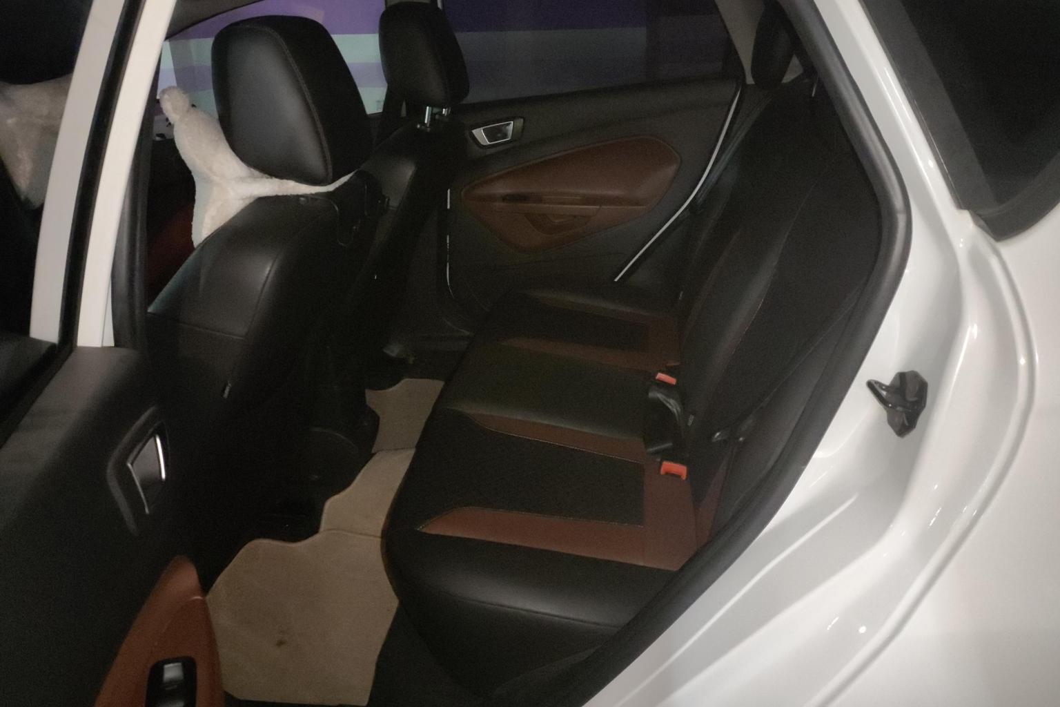 Ford Fiesta 2014 liang xiang 1.0 GTDi АКПП jin dong xing