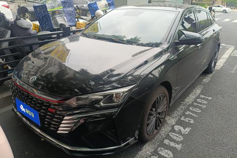 Dongfeng Aeolus Yixuan Max MAX 2021 1.5T