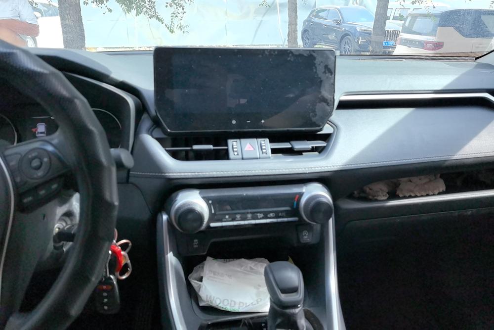 Toyota RAV4, фото 11