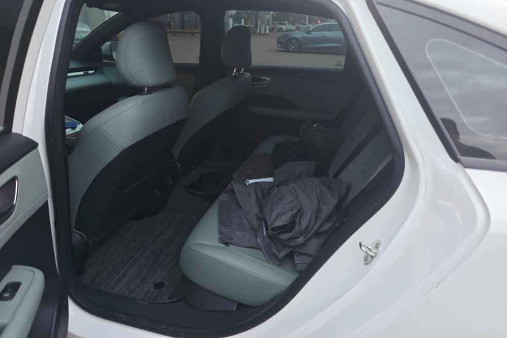 Roewe D6, фото 16