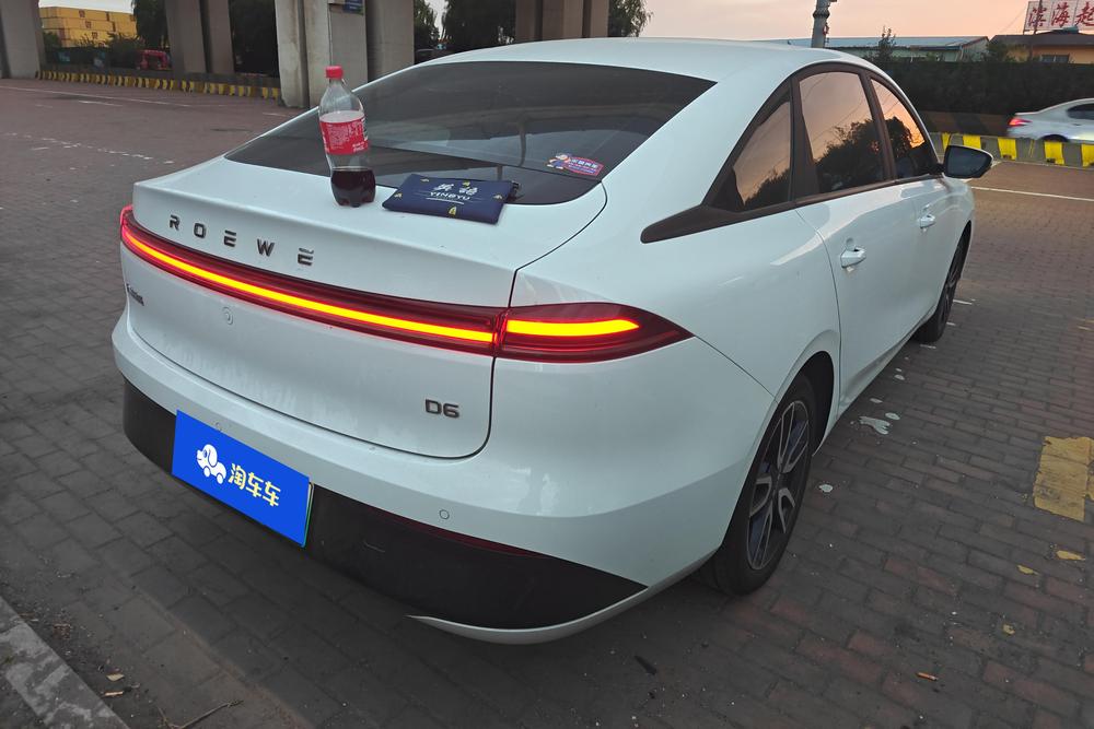 Roewe D6, фото 4