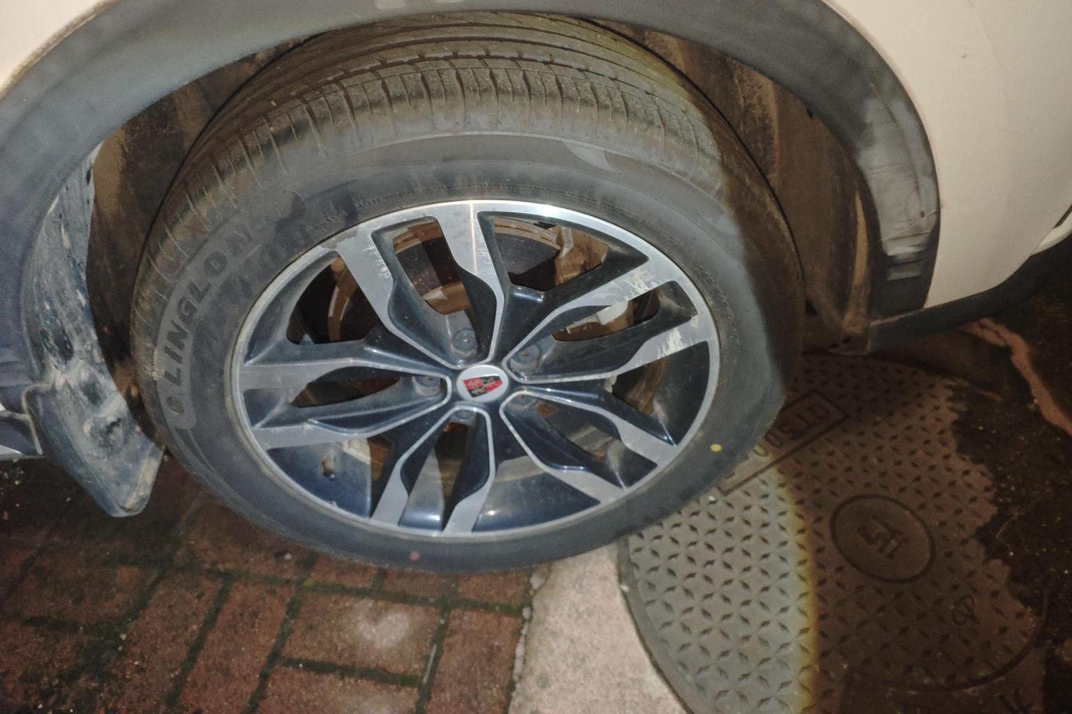 Roewe RX5 2016 20T AT Smart