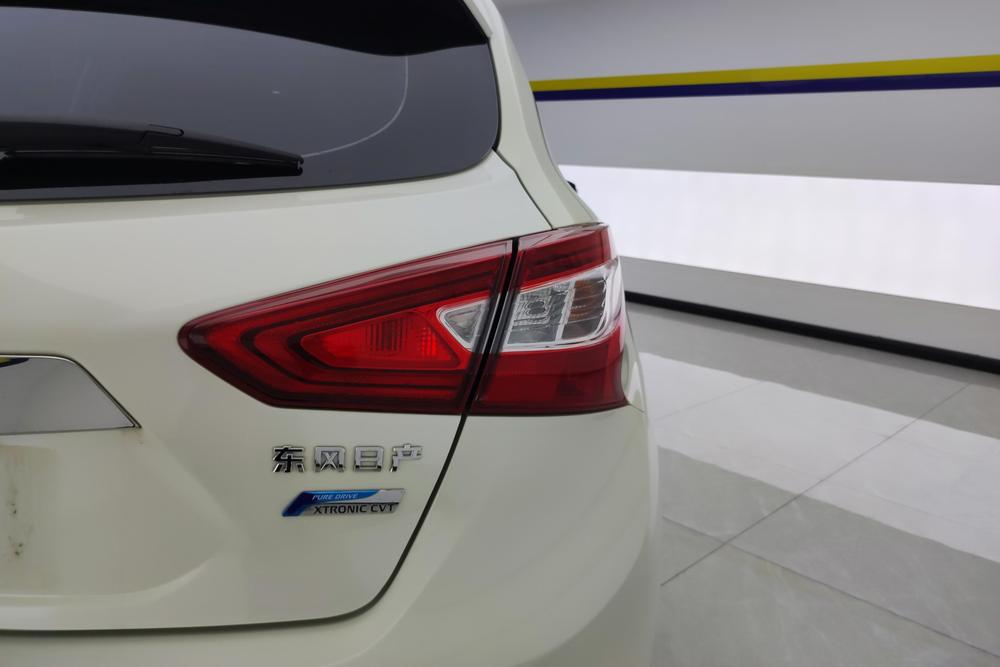 Nissan Tiida, фото 6