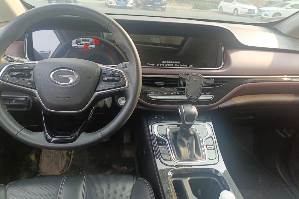 GAC Trumpchi M6, фото 11