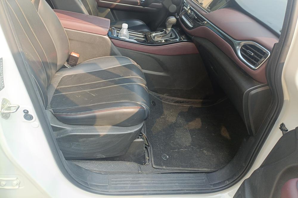 GAC Trumpchi M6, фото 8