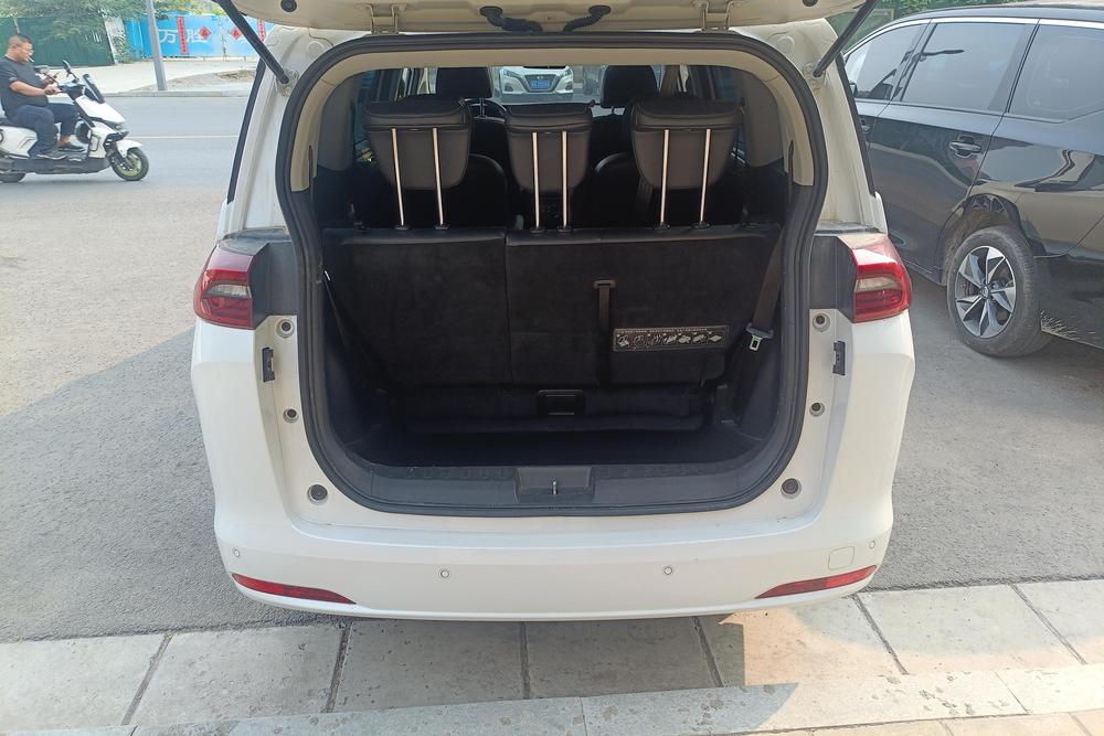 GAC Trumpchi M6, фото 17