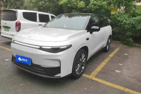 Leapmotor C10
