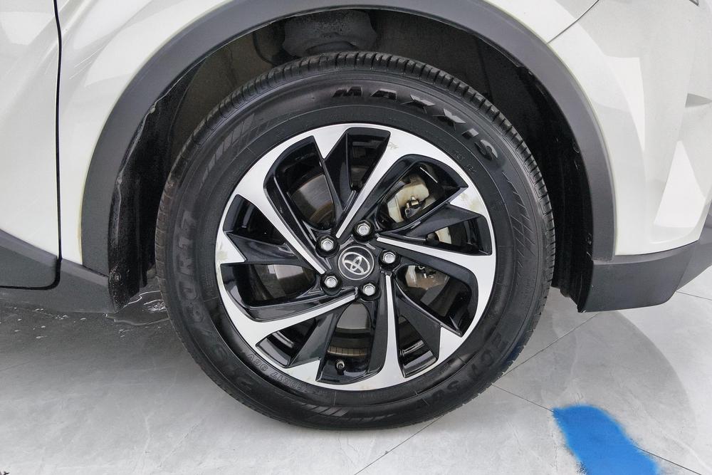 Toyota IZOA, фото 12