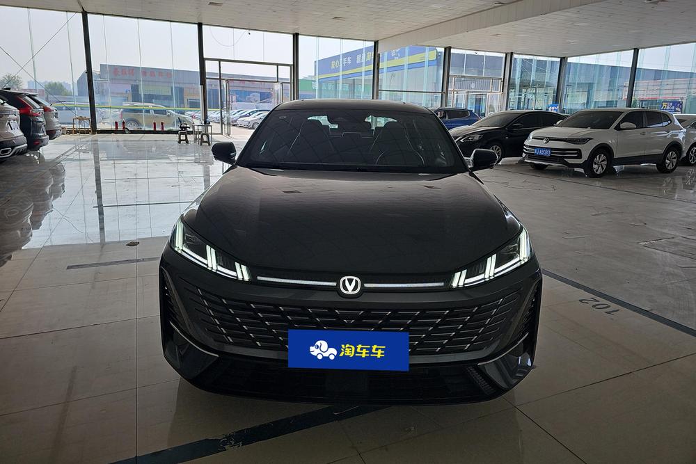 Changan Eado, фото 2