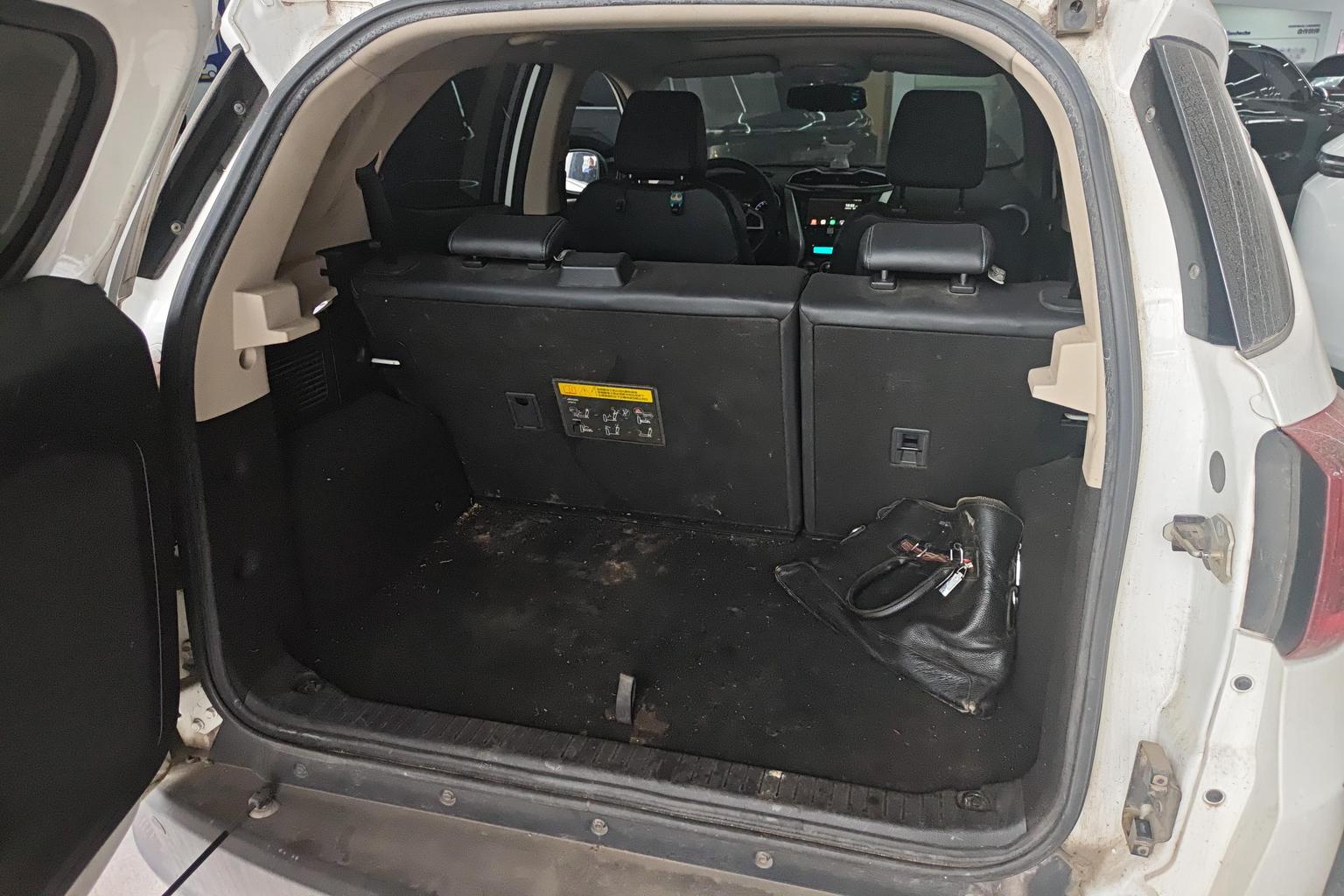 BYD Yuan EV 2019 EV360 zhi lian ling xiang xing