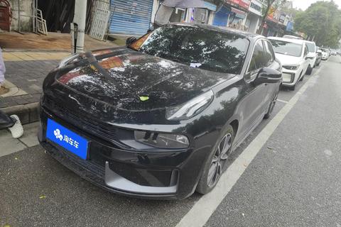 Lynk & Co 03