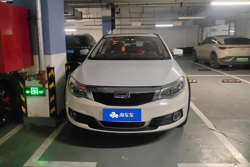 Qoros 3, фото 2