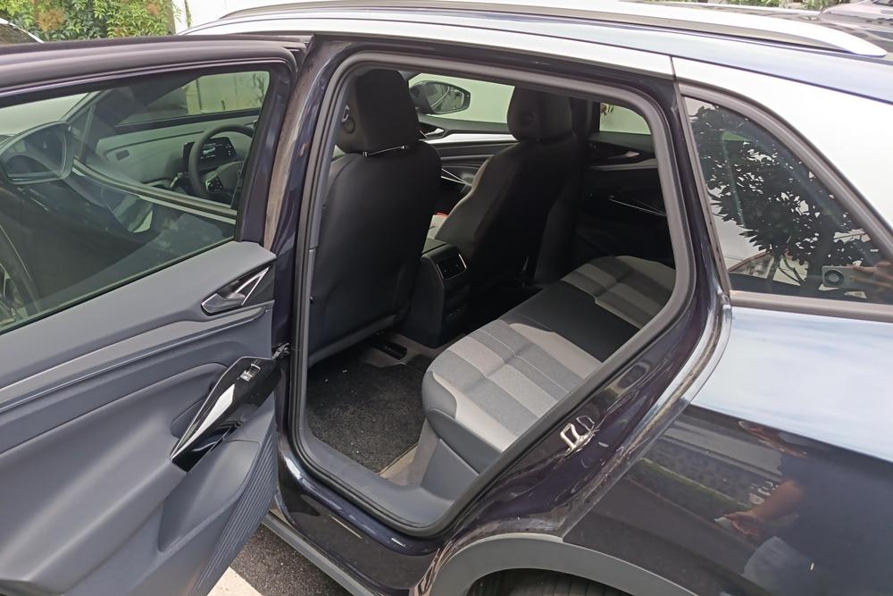 Volkswagen ID.4 CROZZ, фото 16
