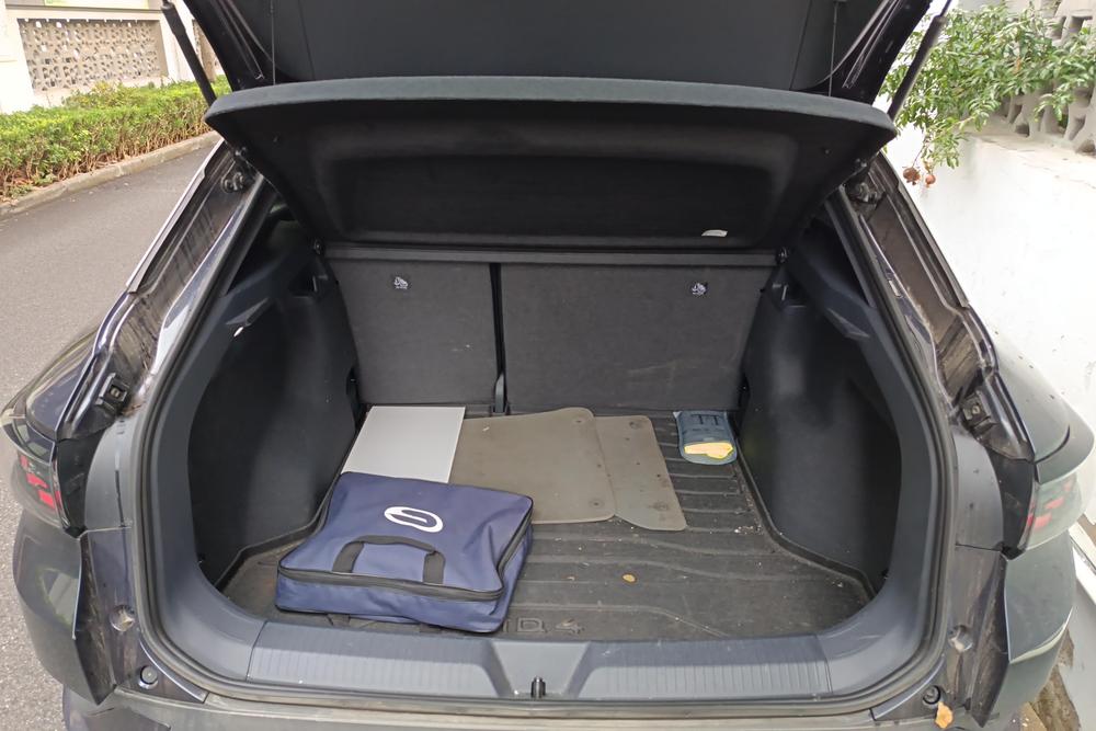 Volkswagen ID.4 CROZZ, фото 17