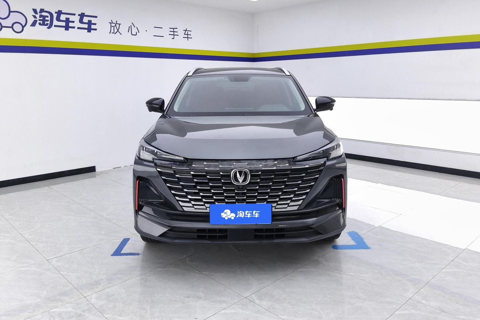 Changan CS55 PLUS: фотография 3 из 17