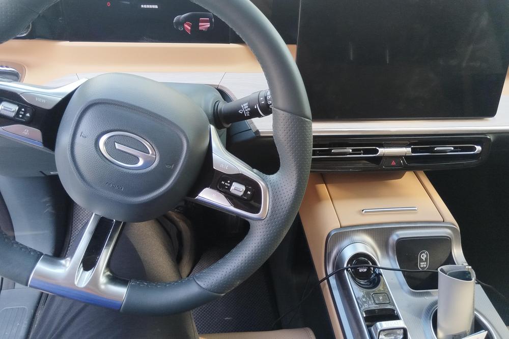 GAC Trumpchi E8, фото 15
