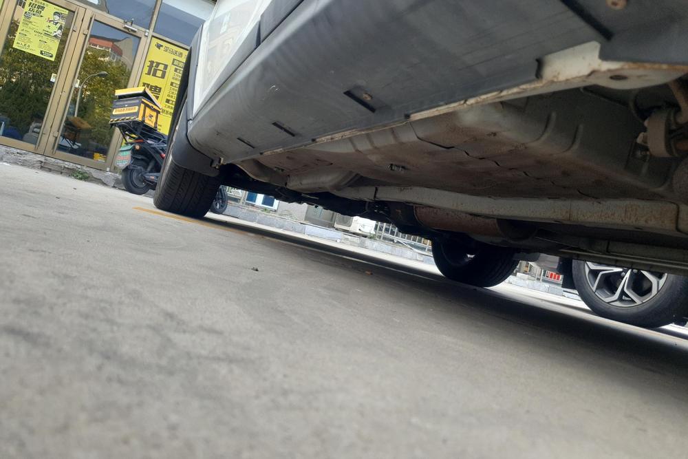 Dongfeng Aeolus AX3, фото 8