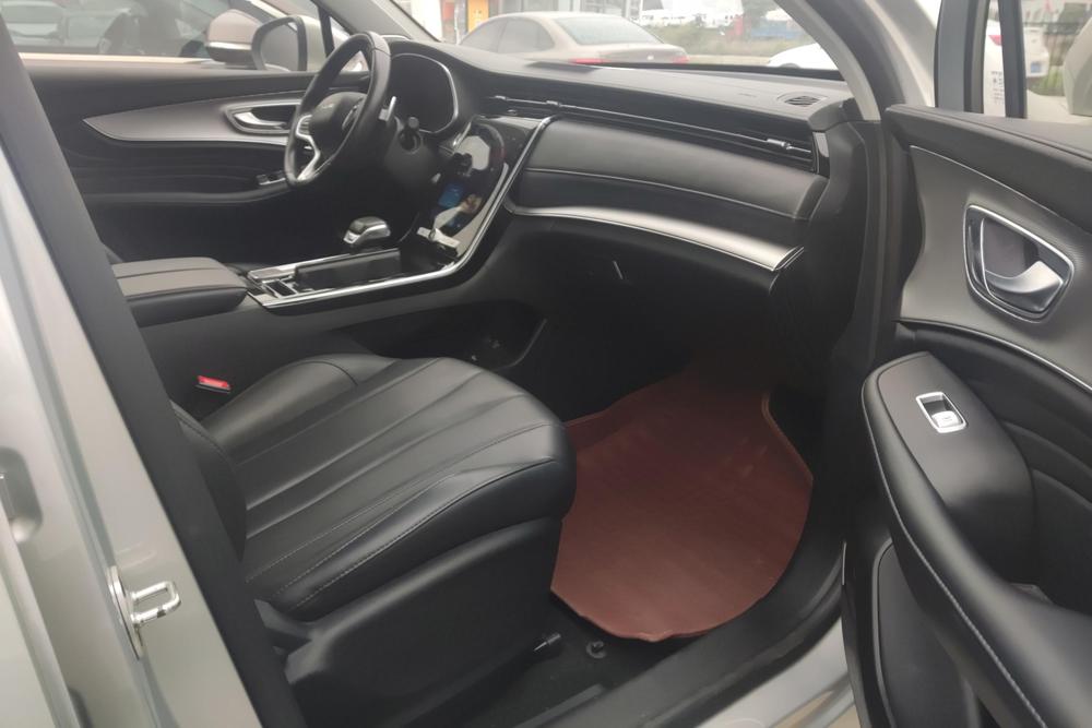 Roewe RX5 MAX, фото 6