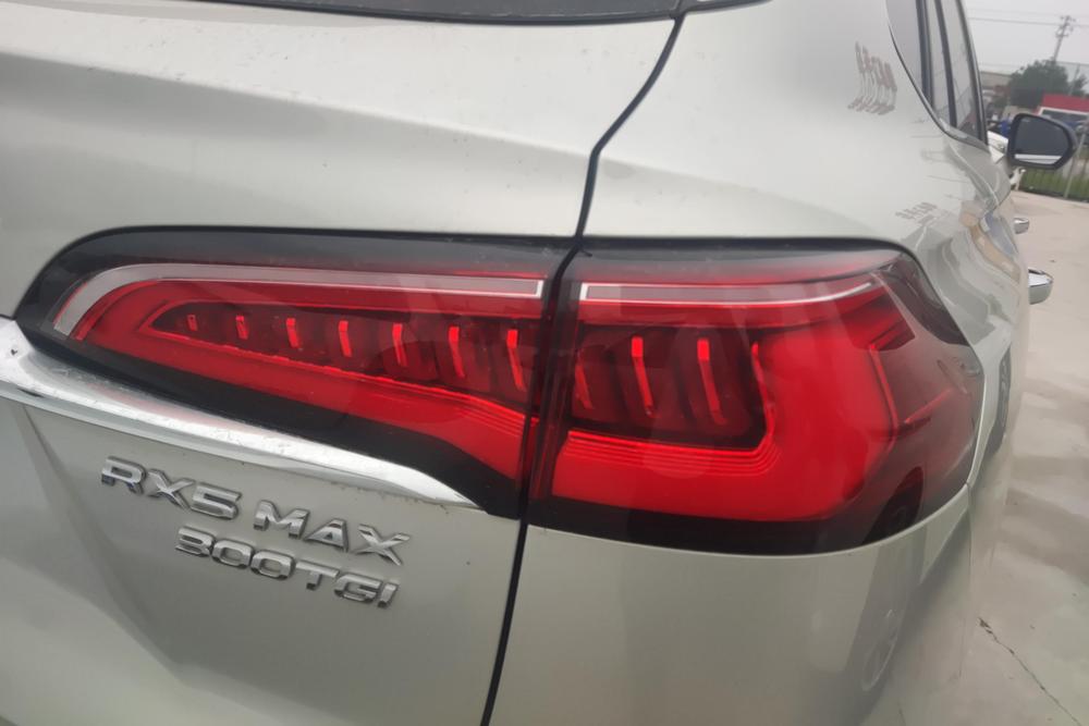 Roewe RX5 MAX, фото 11