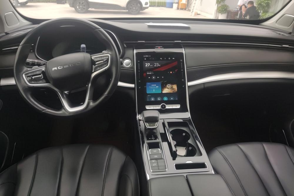 Roewe RX5 MAX, фото 12