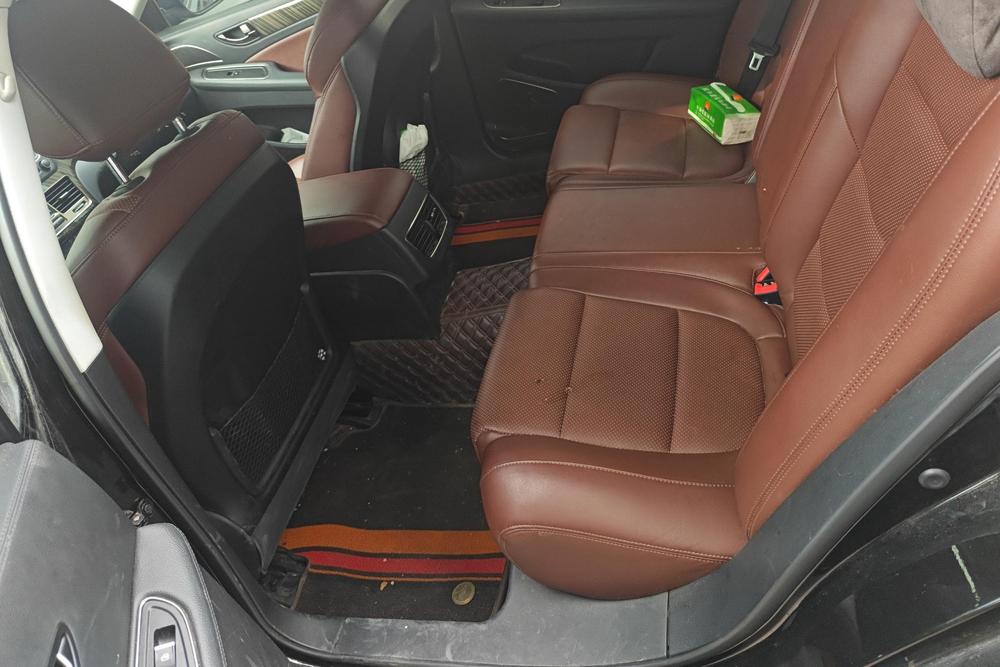 Hongqi H7, фото 17