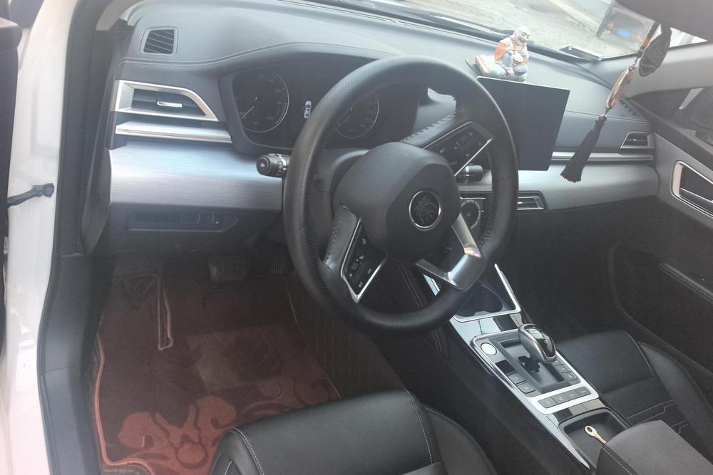 BYD Qin EV, фото 12