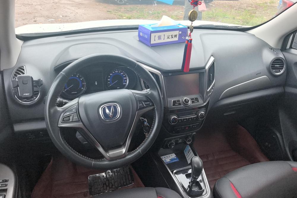 Changan CS15, фото 13