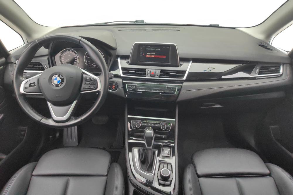 BMW 2 Series Active Tourer, фото 12