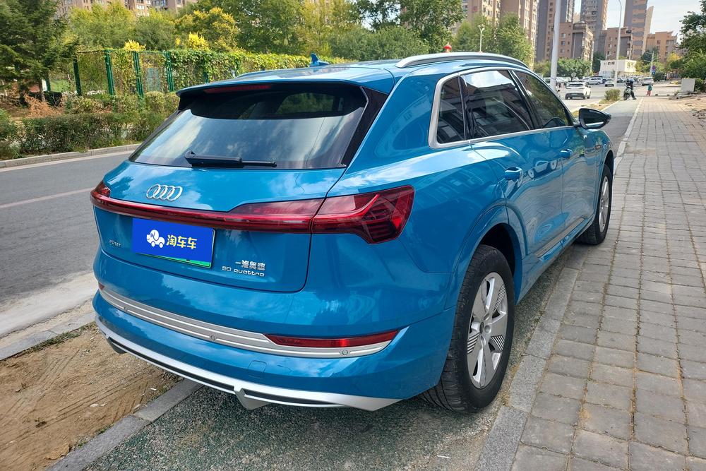 Audi e-tron, фото 3